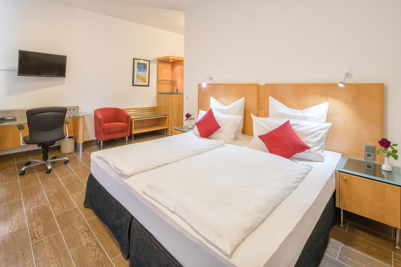 Taba Hotel Kellinghusen Ngoại thất bức ảnh