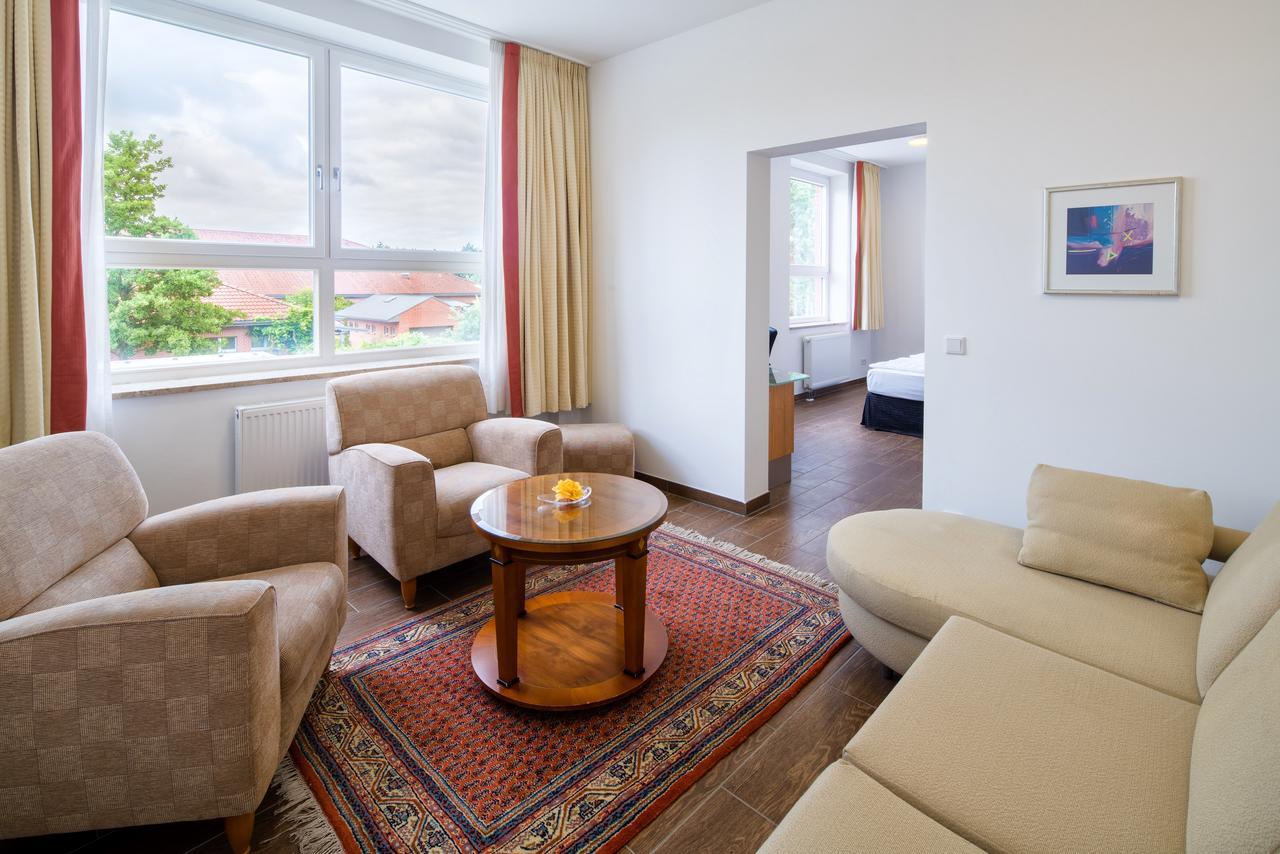 Taba Hotel Kellinghusen Ngoại thất bức ảnh